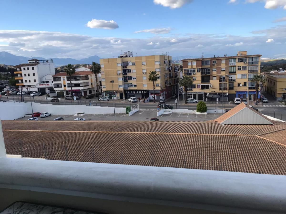 Habitacion Grande Con Bano Privado En Coin A 30Km De La Playa Dış mekan fotoğraf