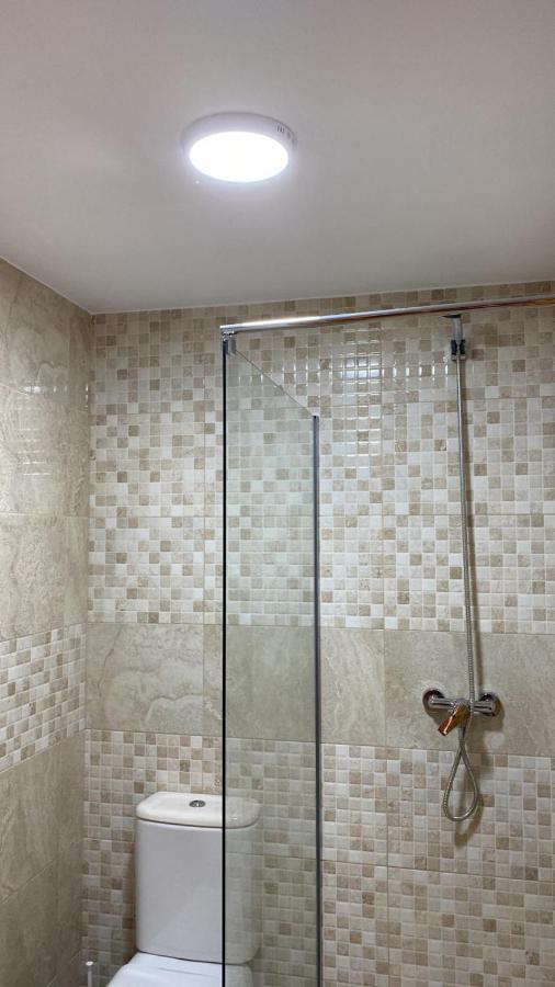 Habitacion Grande Con Bano Privado En Coin A 30Km De La Playa Dış mekan fotoğraf